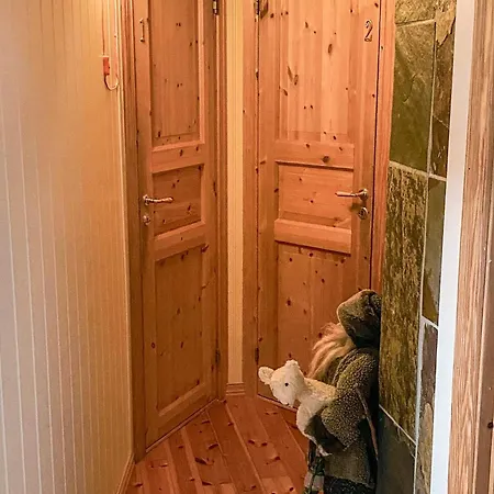 10 Person In Hovden-by Traum * 霍夫登