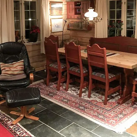 10 Person In Hovden-by Traum